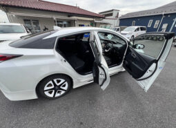 
										Toyota Prius Ａ Touring Selection full									