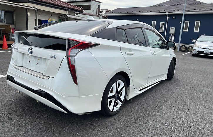 
								Toyota Prius Ａ Touring Selection full									