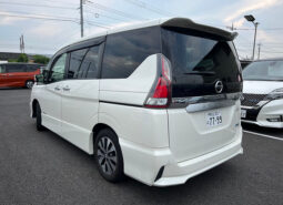
										Nissan Serena Highway STAR　Vselection full									