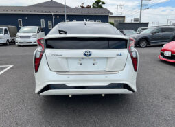 
										Toyota Prius Ａ Touring Selection full									