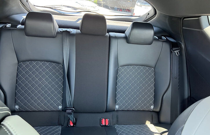 
								TOYOTA C-HR G Mode Nero full									