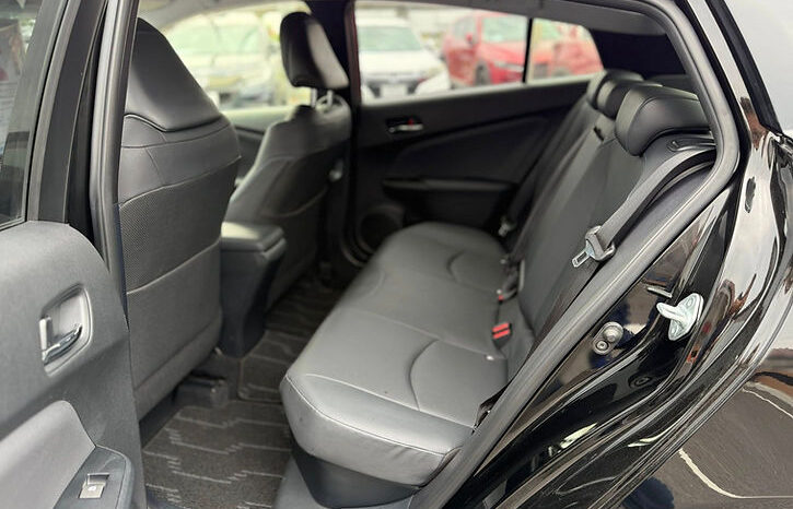 
								Toyota Prius S Touring Selection full									