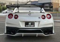 
										Nissan GT-R R35 Pure Edition full									