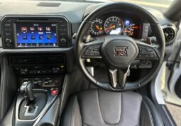 
										Nissan GT-R R35 Pure Edition full									