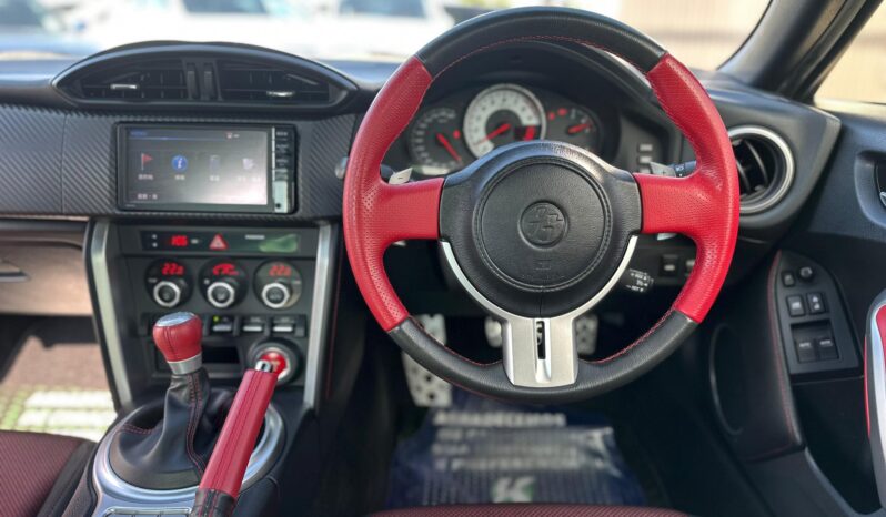 
								Toyota 86 GT (2016) full									