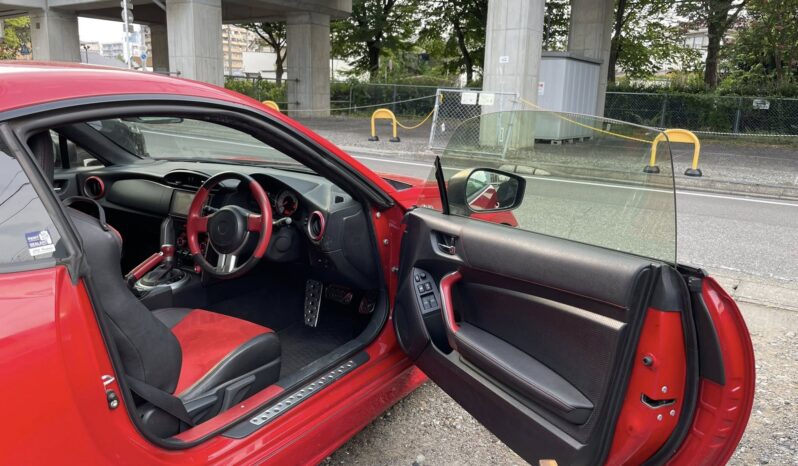 
								Toyota 86 GT Limited (DBA-ZN6) – 2012 full									