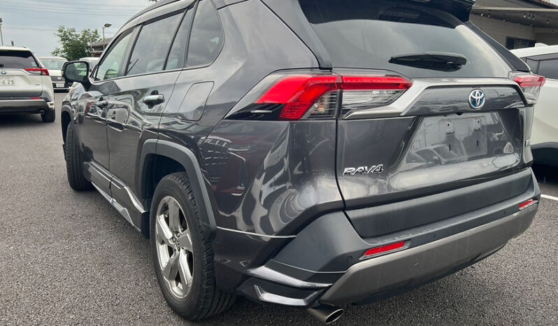 
								TOYOTA RAV4 G HYBRID full									