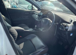 
										TOYOTA C-HR G full									