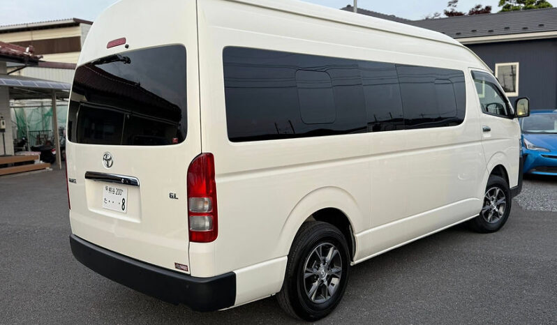 
								TOYOTA Hiace Commuter full									