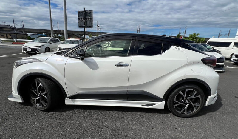 
								TOYOTA C-HR G LEDedition full									