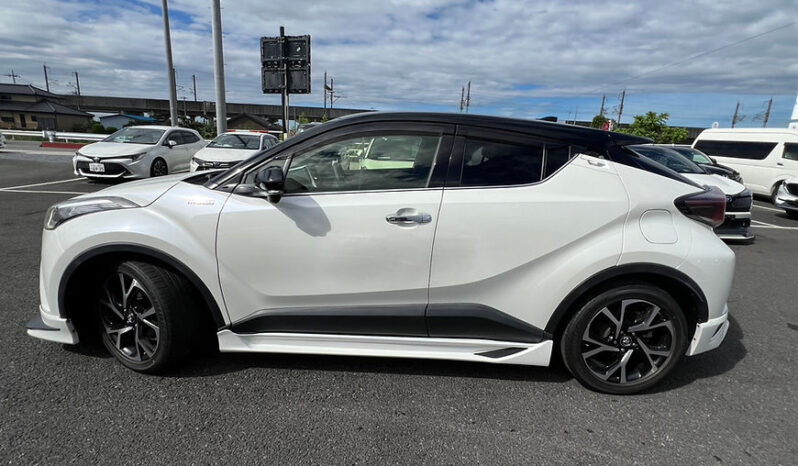 
								TOYOTA C-HR G LEDedition full									