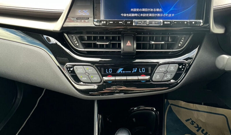 
								TOYOTA C-HR G LEDedition full									