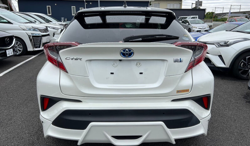 
								TOYOTA C-HR G full									