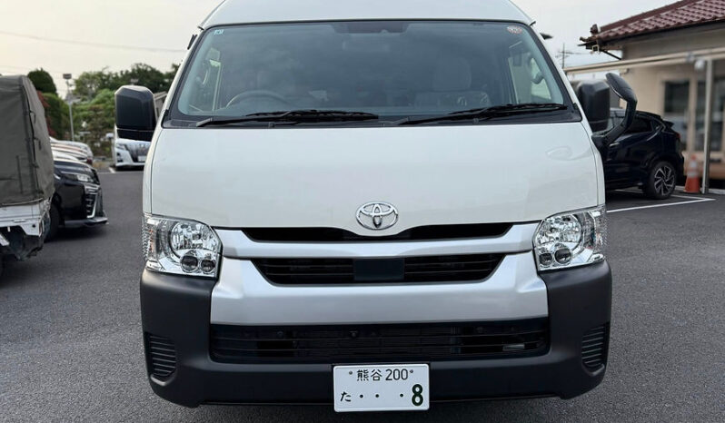 
								TOYOTA Hiace Commuter full									