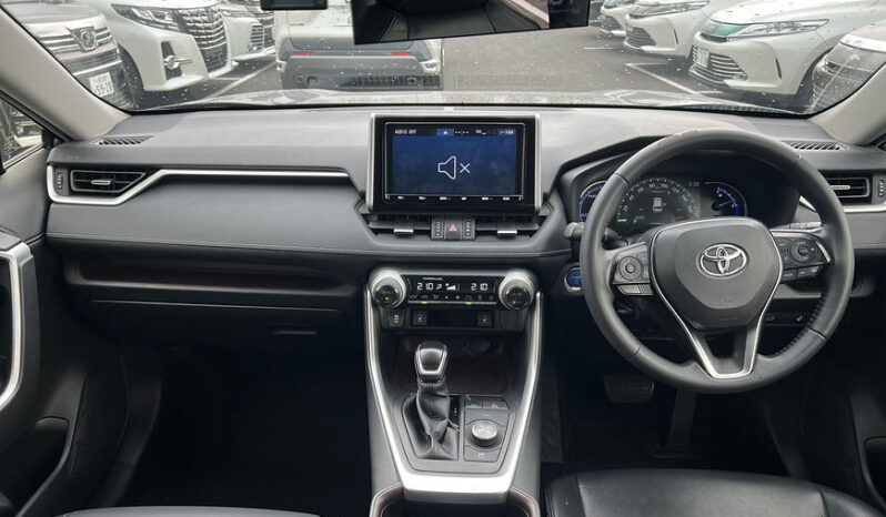 
								TOYOTA RAV4 G HYBRID full									