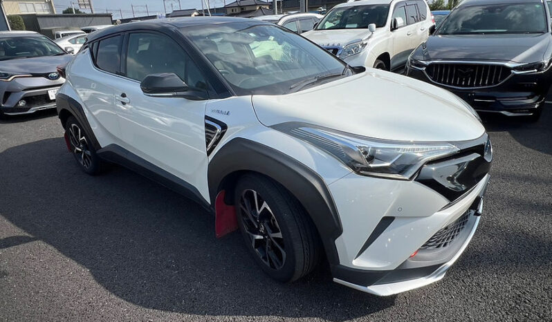 
								TOYOTA C-HR G full									