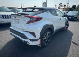 
										TOYOTA C-HR G full									