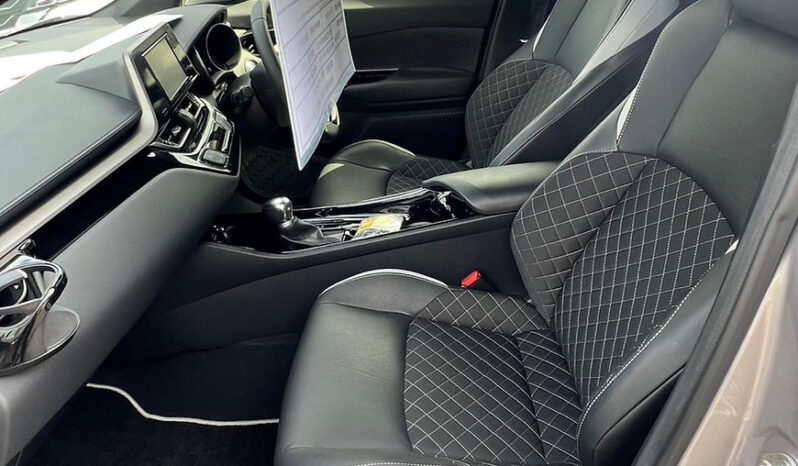 
								TOYOTA C-HR G Mode Nero full									