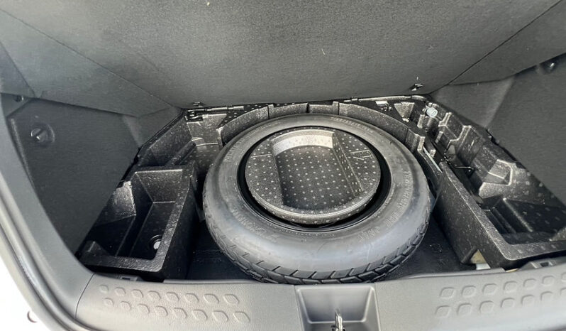 
								TOYOTA C-HR G LEDedition full									
