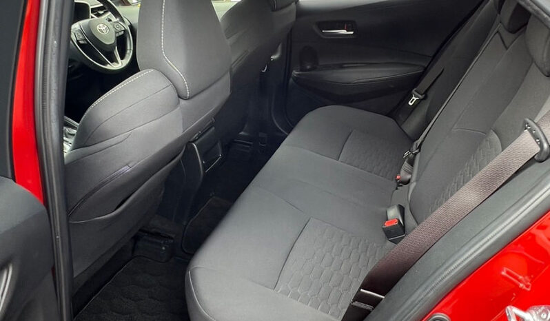 
								Toyota Corolla Sport Hybrid full									