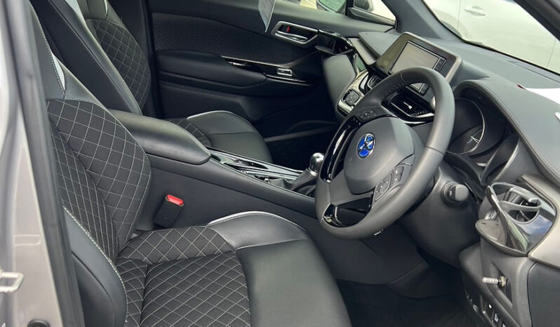 
								TOYOTA C-HR G Mode Nero full									