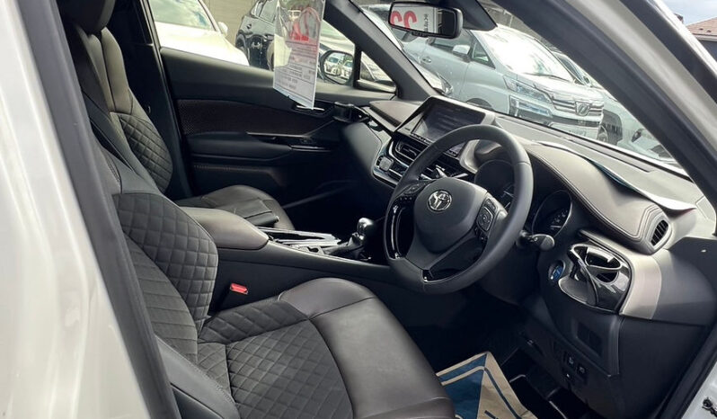 
								TOYOTA C-HR G LEDedition full									