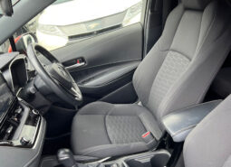 
										Toyota Corolla Sport Hybrid full									