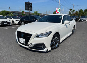 Toyota Crown RS advance