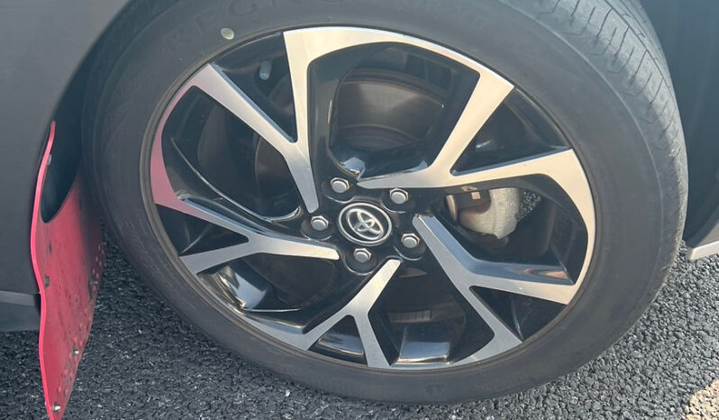 
								TOYOTA C-HR G full									