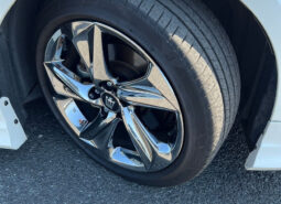 
										Toyota Crown RS advance full									