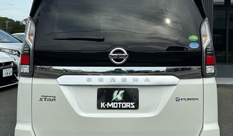 
								2018 Nissan Serena e-POWER full									