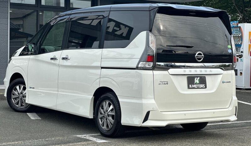 
								2018 Nissan Serena e-POWER full									