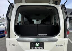 
										2018 Nissan Serena e-POWER full									