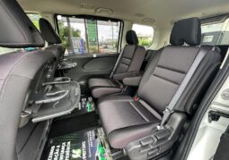 
										2018 Nissan Serena e-POWER full									