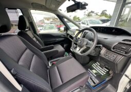
										2018 Nissan Serena e-POWER full									