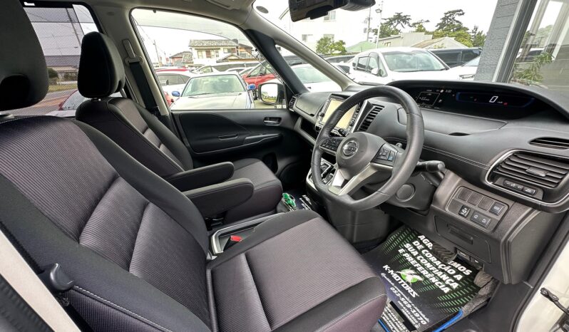 
								2018 Nissan Serena e-POWER full									