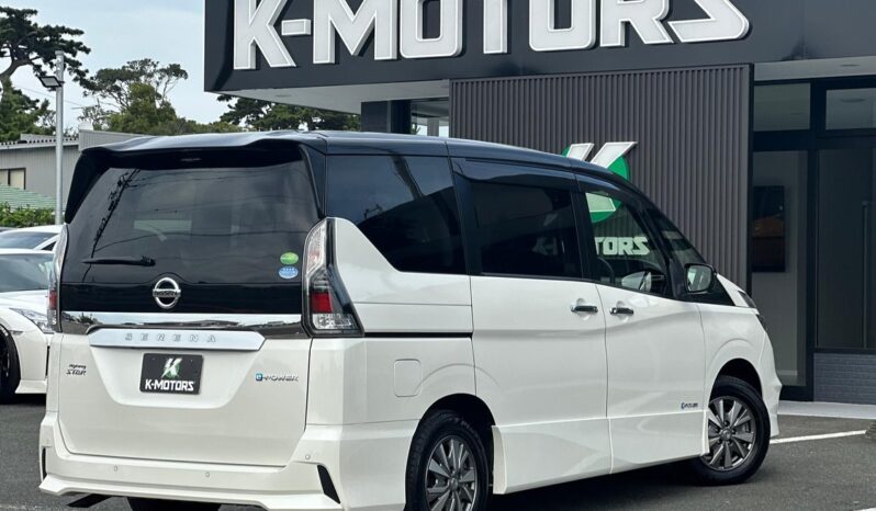 
								2018 Nissan Serena e-POWER full									