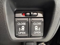 
										2017 Honda N-BOX Custom SS Package 2WD full									