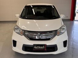 
										2013 Honda Freed Hybrid Hybrid Just Selection 2WD full									