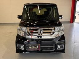 
										2017 Honda N-BOX Custom SS Package 2WD full									