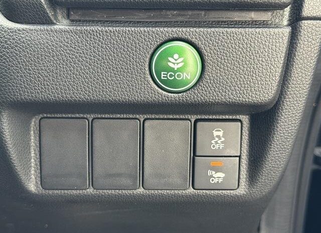 
								2014 Honda Fit Hybrid HYBRID S Package 2WD full									