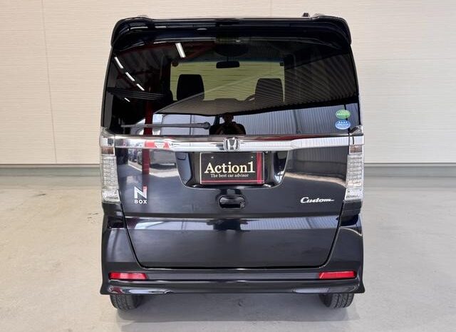 
								2017 Honda N-BOX Custom SS Package 2WD full									