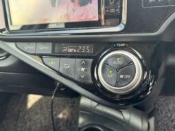 
										2015 Toyota Aqua G 2WD full									