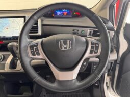 
										2014 Honda Freed Hybrid Just Selection 6-seater 2WD full									