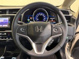 
										2015 Honda Fit Hybrid HYBRID L package 2WD full									