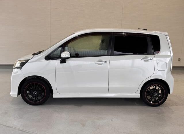 
								2013 Daihatsu Move Custom RS SA 2WD full									