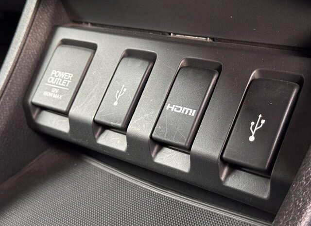 
								2014 Honda Vezel HYBRID X 2WD full									