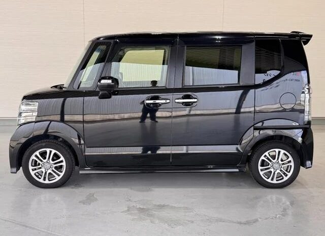 
								2016 Honda N-BOX Custom G/L Package 2WD full									