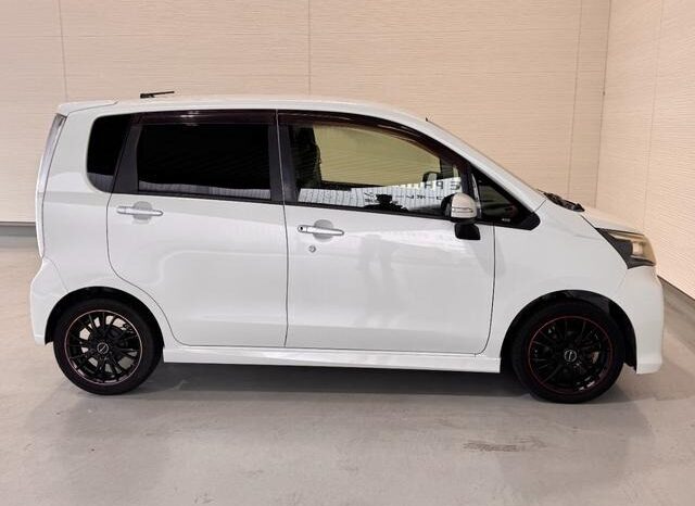 
								2013 Daihatsu Move Custom RS SA 2WD full									