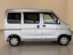 
										2019 Daihatsu Hijet Cargo Cruze SA III high roof 2WD full									